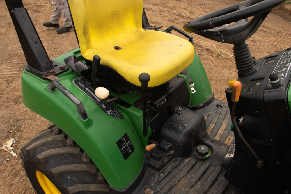 Seat of John Deere 2210