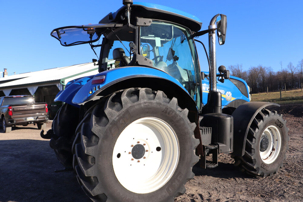 New Holland T7.210 tractor For Sale